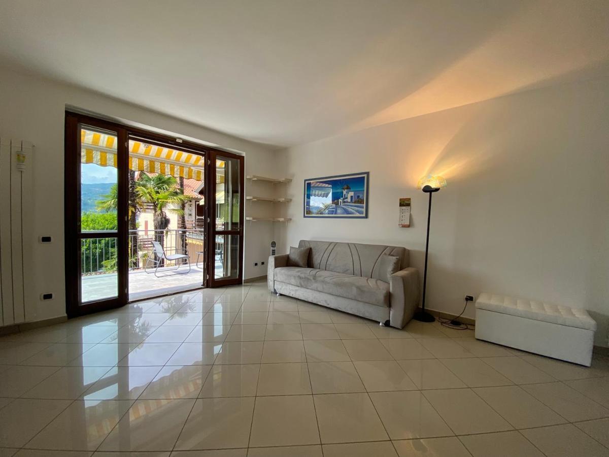 Appartamento A Dream On The Lake Ranco Esterno foto
